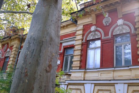 Архитектурные шедевры Молдаванки (фоторепортаж)