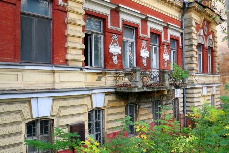 Архитектурные шедевры Молдаванки (фоторепортаж)