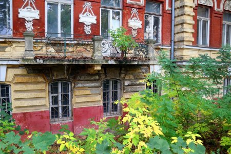 Архитектурные шедевры Молдаванки (фоторепортаж)