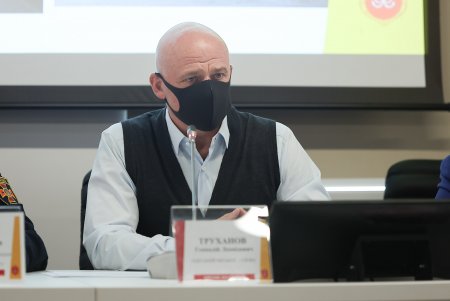 Пожарная безопасность в школах и дополнительные депо для спасателей: накануне зимнего сезона городские власти и ГСЧС обсудили актуальные вопросы