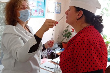 Более 30 работников пищеблоков образовательных, дошкольных и оздоровительных учреждений в Одесской области оказались носителями стафилококка (фото)