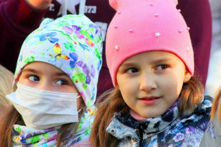 В завершение работ по благоустройству Алексеевского сквера на Молдаванке открылась детская площадка (фоторепортаж)