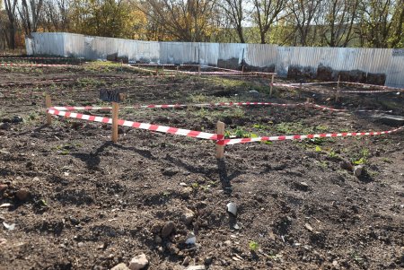 Память жертв политрепрессий, расстрелянных на 6-м км Овидиопольской дороги, почтили в Одессе (фото, видео)