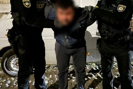 Этническую группировку рецидивистов задержали в момент кражи бытовой техники на промрынке под Одессой (фото)