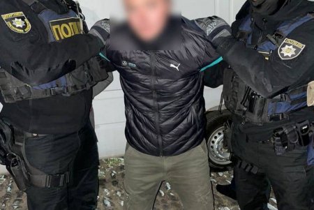 Этническую группировку рецидивистов задержали в момент кражи бытовой техники на промрынке под Одессой (фото)