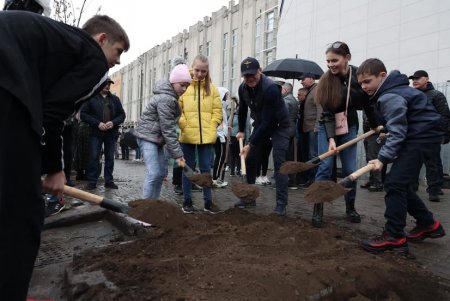 В рамках акции «1000 акаций» в Одессе высадили первые 88 деревьев (фото)