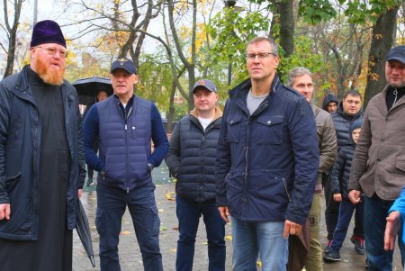 В Одессе стартовала акция «1000 акаций» (фоторепортаж)