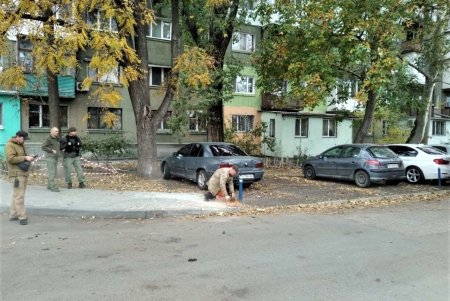Незаконно установленные юнипаркеры демонтировали в Суворовском районе (фото)
