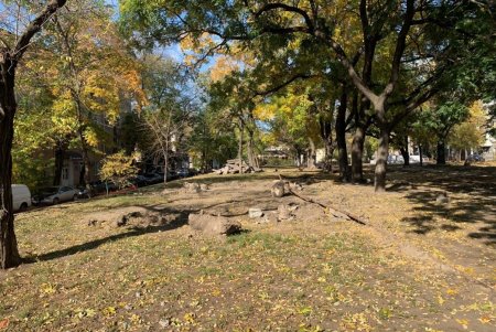 На Старопортофранковской началось благоустройство сквера «Регенсбург» (фото)