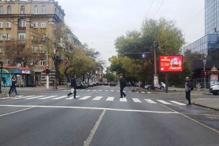 Новую разметку по технологии «холодный пластик» нанесли на Большой Арнаутской и Сегедской (фото)