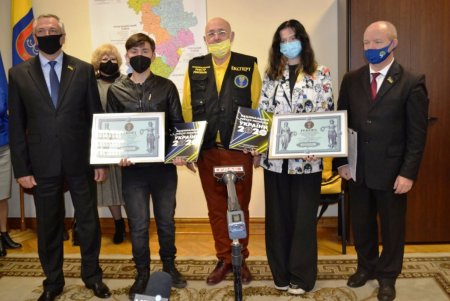 Одесским музыкантам вручили сертификаты Национального реестра рекордов Украины (фото)