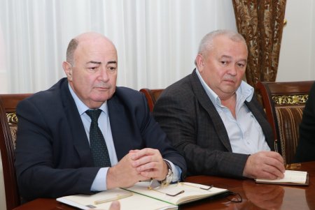 Мэр Одессы провел совещание с представителями поставщиков и производителей кислорода, а также компаний по криогенным технологиям (фото)