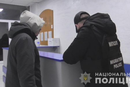 ​​Из трудового рабства в регионе освобождены 12 человек: они работали по 16 часов, не получали зарплату и терпели побои (фото, видео)