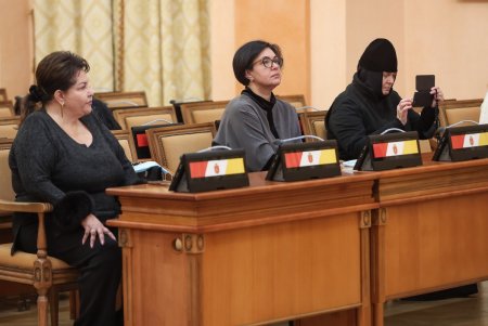 Городской голова Геннадий Труханов поздравил работников культуры и вручил муниципальную премию (фото, видео)