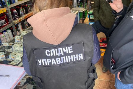 По 2000 долларов за человека: житель Раздельнянского района незаконно переправлял людей через границу (фото)