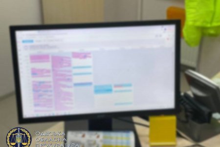 По две тысячи гривен за документ: в Одессе медики выдавали фальшивые COVID-сертификаты (фото, видео)