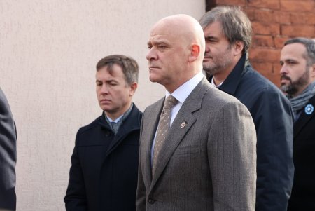На 2-м Христианском кладбище послы Франции и Германии возложили цветы к мемориалам памяти (фото) 