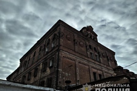 В одесском СИЗО криминальные авторитеты «выбивали» из арестантов деньги (фото, видео)