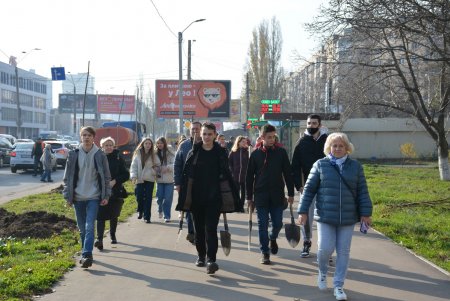 В рамках акции «1000 акаций» высадили саженцы на Семена Палия и Балковской (фоторепортаж)