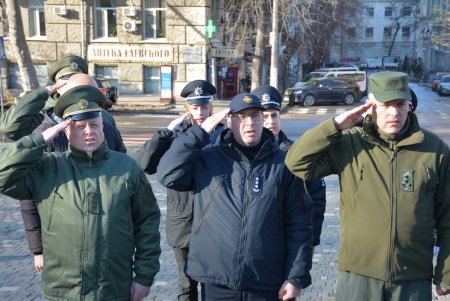 Церемония возложения цветов в честь Дня Достоинства и Свободы (фоторепортаж)