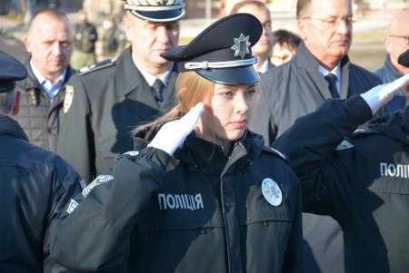 Церемония возложения цветов в честь Дня Достоинства и Свободы (фоторепортаж)