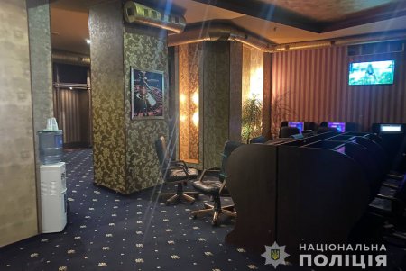 На Канатной ликвидировали подпольный игорный клуб (фото)