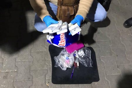 Мошенница предлагала экс-прокурору Одесской области за 40 тысяч долларов помочь с закрытием уголовного дела против него (фото)