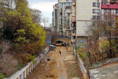 Одесский Деволановский спуск в процессе благоустройства (фоторепортаж)