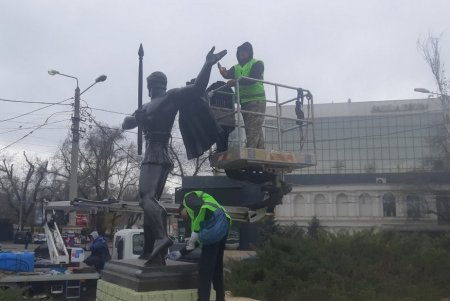 В центре города шесть памятников защитили от вандалов с помощью специального покрытия (фото)