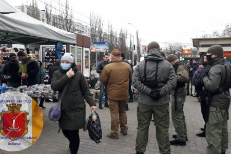 На рынке «Северный» демонтированы объекты стихийной торговли (фото)