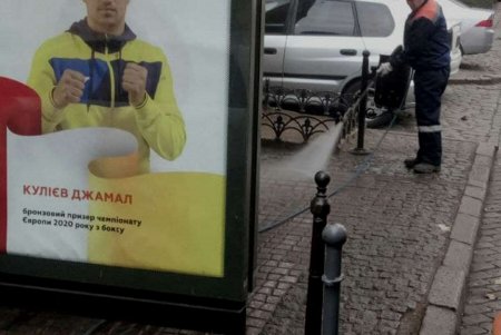 Итоги работы за неделю: коммунальщики мыли остановки и дождеприемники, очищали коллекторы и канал на Хаджибейской дороге (фото)