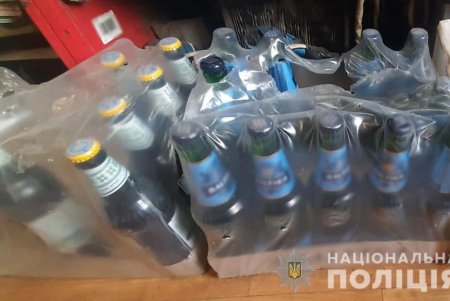 В Березовском районе полиция выявила 12 нарушителей торговли алкоголем и сигаретами (фото)