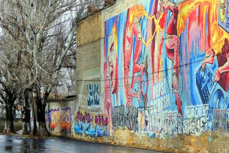 Пишоновская - улица контрастов: смесь старых малоэтажек и современных высоток (фоторепортаж)