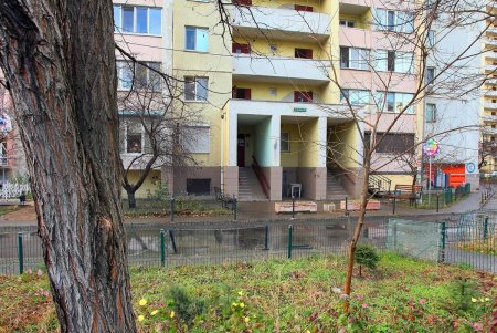 Пишоновская - улица контрастов: смесь старых малоэтажек и современных высоток (фоторепортаж)
