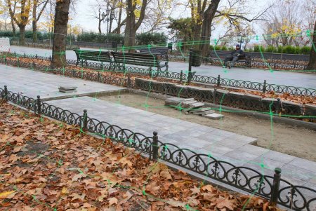 Ремонт на аллее Приморского бульвара: коммунальщики перекладывают гранитную плитку (фоторепортаж)