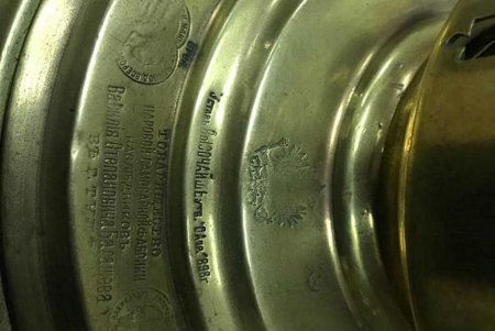 Водитель рейсового автобуса пытался вывезти из Одесской области в Молдову раритетный самовар (фото)