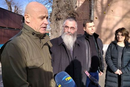 «Мы готовы поддерживать любой полезный для маленьких одесситов проект», — мэр Геннадий Труханов при посещении строящегося корпуса еврейской школы