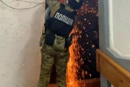 В Одессе два мошеннических call-центра выманивали данные банковских карт у иностранцев и снимали с них деньги с помощью спецтехники