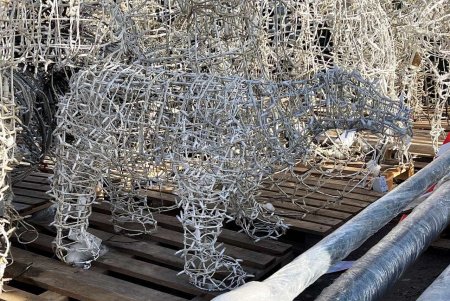 Километры светодиодной ленты и миллионы разноцветных огоньков: Одессу украшают к новогодним праздникам (фото, видеокомментарий)