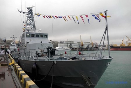 На Морвокзале продемонстрировали боевой арсенал украинских ВМС (фото)