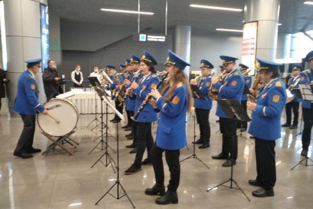 «Катар выбрал для авиасообщения из всех украинских городов Одессу, что стало возможным благодаря реконструкции аэропорта», - мэр Геннадий Труханов на торжественной встрече первого рейса (фото)