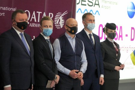 В аэропорту Одессы торжественно встретили первый рейс из столицы Катара (фоторепортаж)
