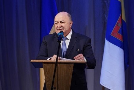 Специалистам органов местного самоуправления в Одессе в честь профессионального праздника вручили награды (фото)