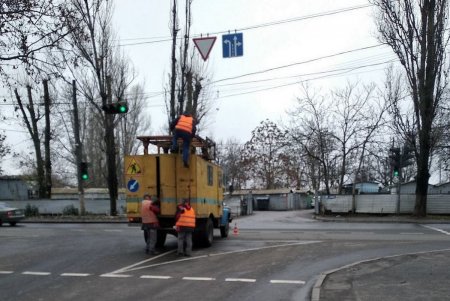 Обновленные дорожные знаки появились на четырех одесских перекрестках (фото)