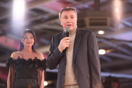 Мэр Геннадий Труханов вручил одаренным юным горожанам премию «Народное признание» – «Одессит года» (фото, видео)