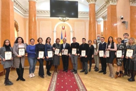 Победителям городского конкурса «Лучший инновационный проект» вручили подарки и дипломы (фото)
