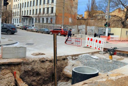 Перекресток Большой Арнаутской и Осипова уже открыт для автотранспорта (фоторепортаж) 