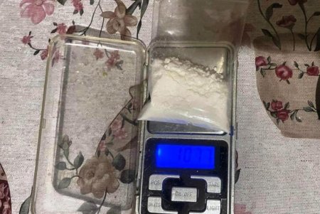 Семейная пара создала в Одессе канал сбыта наркотиков, зарабатывая до 300 тысяч гривен в месяц (фото, видео)