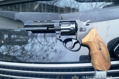 Семейная пара создала в Одессе канал сбыта наркотиков, зарабатывая до 300 тысяч гривен в месяц (фото, видео)
