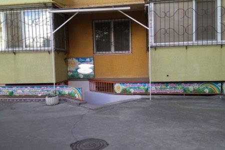 В течение недели в городе демонтировали более трех десятков незаконно установленных рекламных конструкций